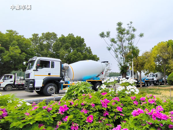 牡丹綻妍 譜寫(xiě)新篇 | 從車(chē)間到牡丹園，這些行業(yè)大腕為何集體"點(diǎn)贊"？