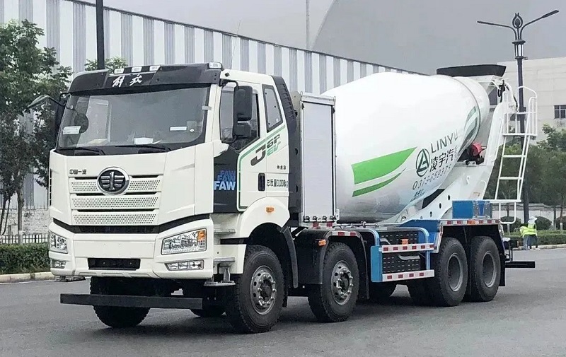 新能源攪拌車的特點(diǎn)有哪些？?jī)?yōu)勢(shì)全解析！